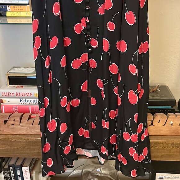 La Cerise Cherry Printed long dress with Buttoning - Picture 6 of 8